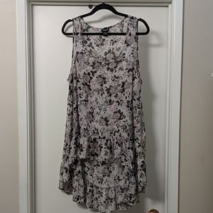 Torrid size 1 high/low tank